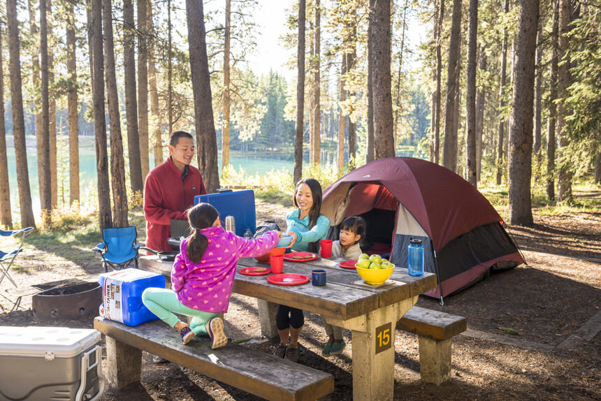 Camping au parc national de Banff © Parcs Canada