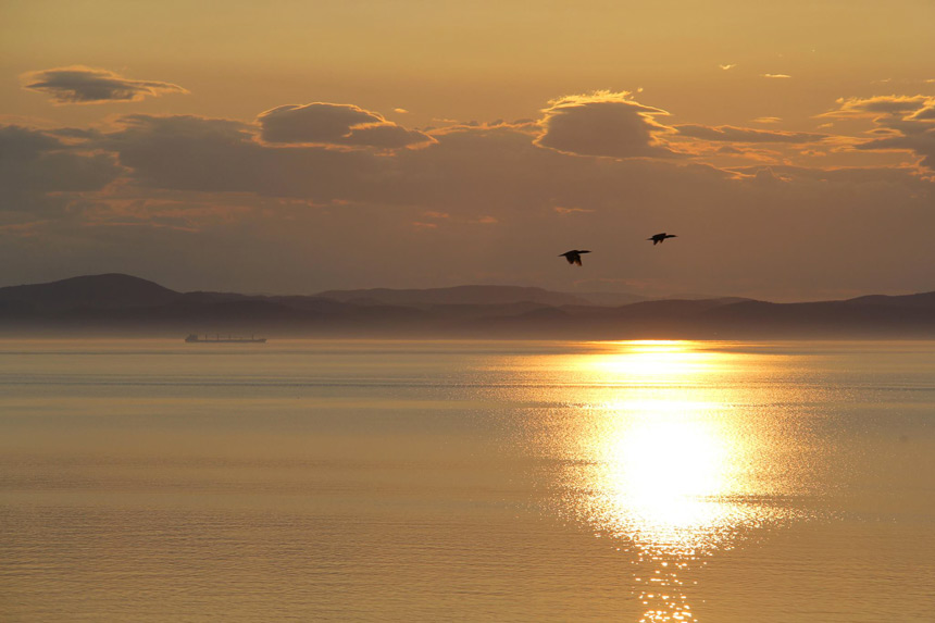 Coucher de soleil depuis l'ile Verte © Louise Newbury