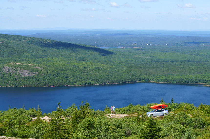 Canot dans le Maine © Shutterstock - Popova Valeriya